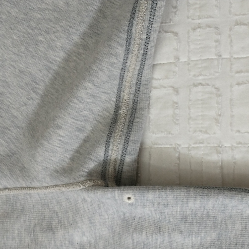 Tommy Bahama Reversible Quarter-Zip Sweatshirt, Cream And Grey, Mens Size Large - Picture 3 of 13